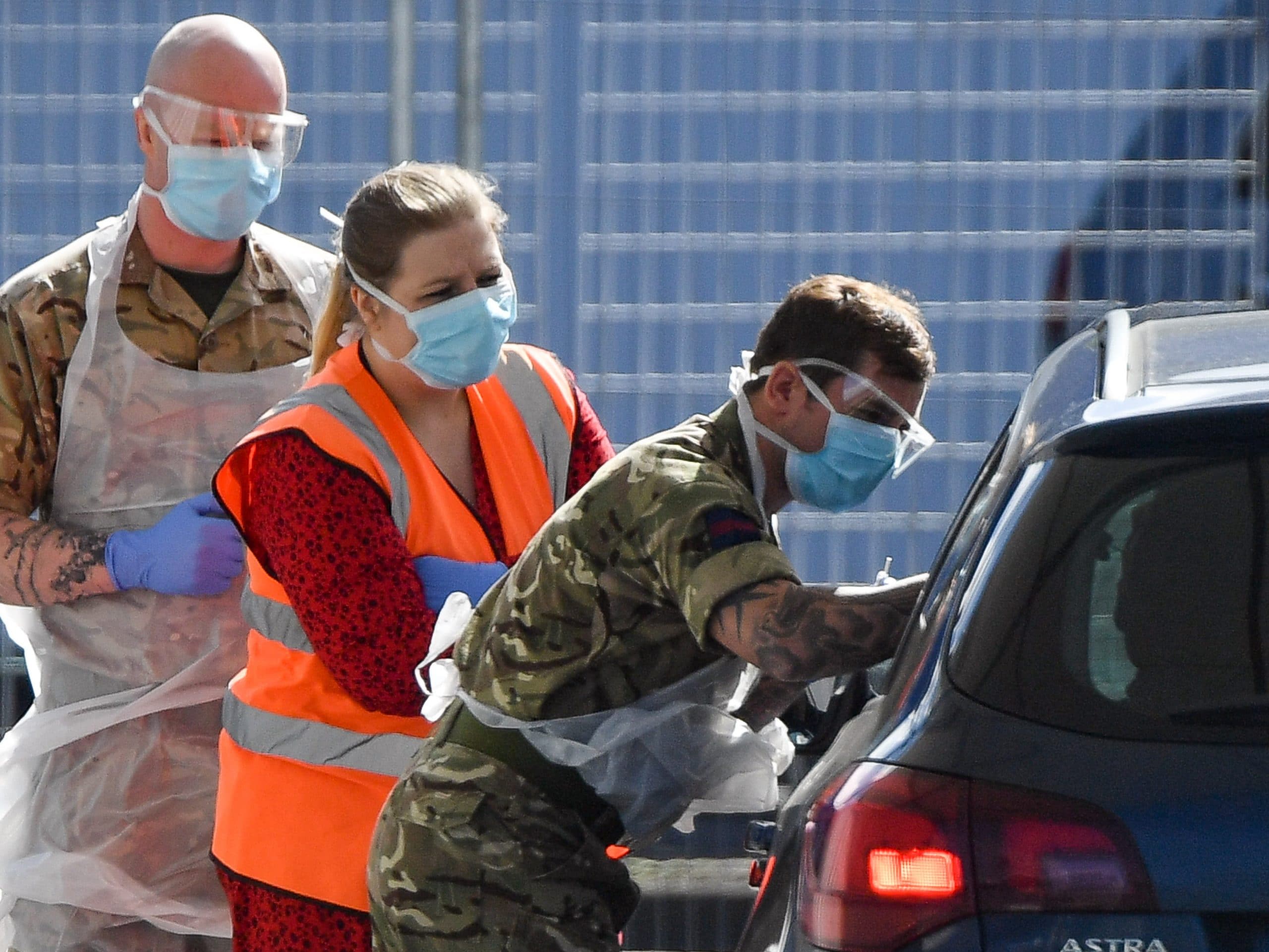 You are currently viewing NHS and military preparing for mass vaccination programme